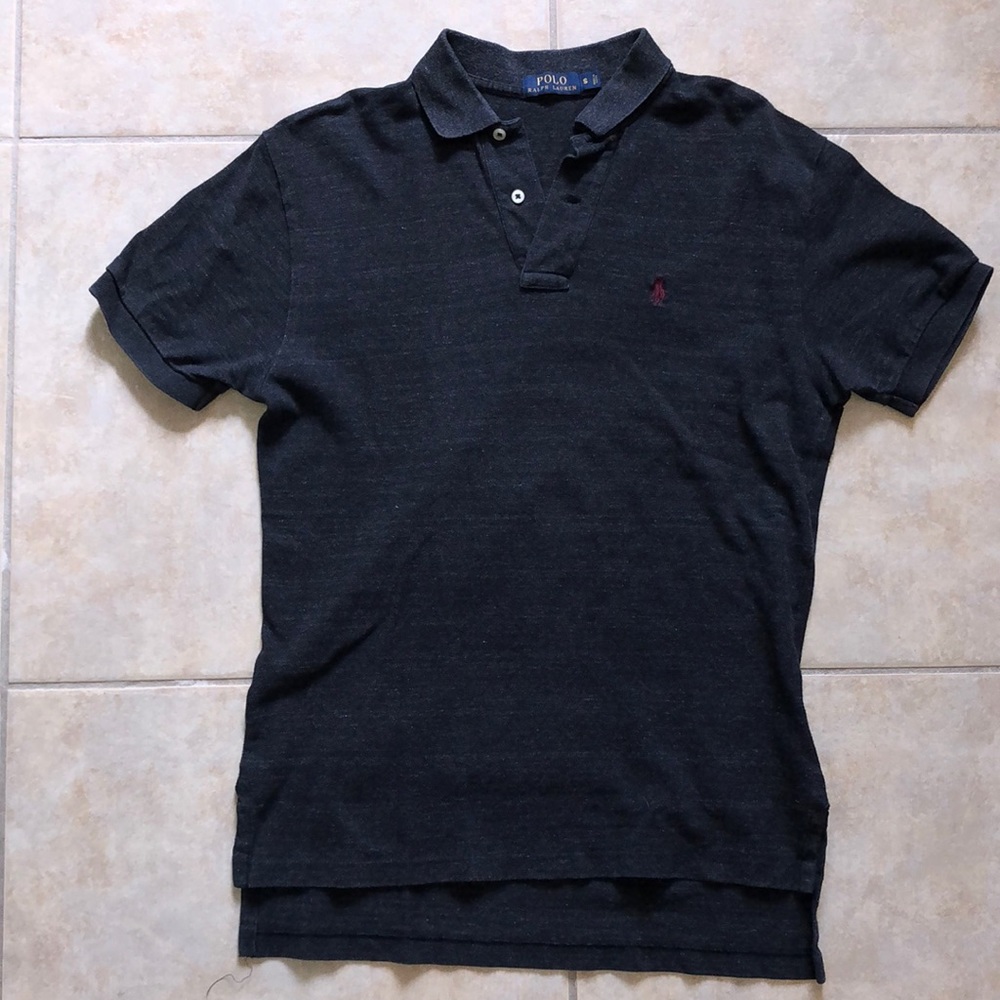 Men’s’ Ralph Lauren polo.
